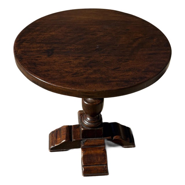 Vintage Round Pedestal Base Side or Drink Table For Sale