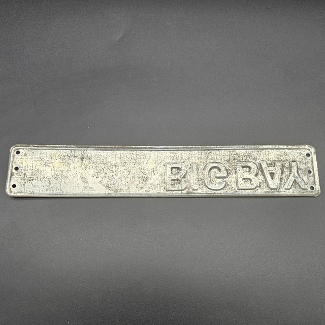 Big Bay Advertising Door Sign in Tin, Spain, 1950s-1960s For Sale - Image 4 of 5