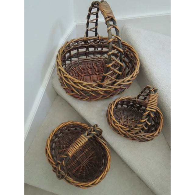 Late 20th Century Basket Thick Woven Wood Nesting Baskets With Carrying Handles - Set of 3 For Sale - Image 10 of 13