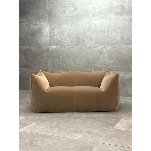Textile Le Bambole 2-Seater Sofa in Camel Velvet by Mario Bellini for B&B Italia, 1970s For Sale - Image 7 of 8