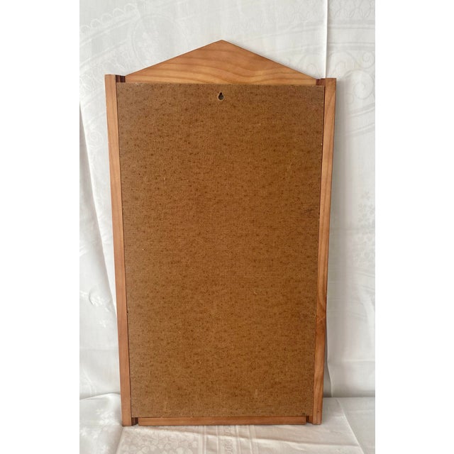 Vintage Arched Top Dark Toned Wood Wall Calender Frame Holder Excellent Condition. For Sale In Denver - Image 6 of 8
