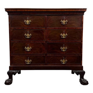 Antique 19th Century Irish Mahogany Four-Drawer Chest For Sale