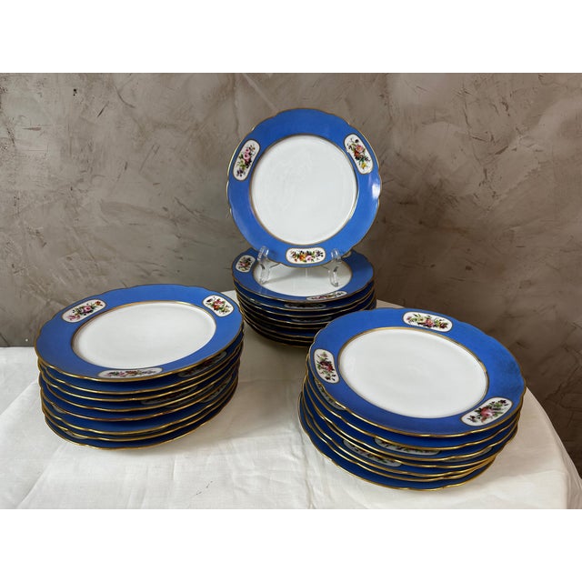 Paris Porcelain Service, 1880, Set of 35 For Sale - Image 15 of 18