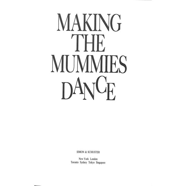 HOVING, Thomas [447] pp. Simon & Schuster 1993 9 1/2" x 6 1/2" From Simon & Schuster, Making the Mummies Dance: Inside the...