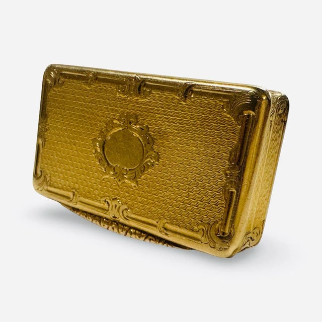 Antique French 18th Century 18k Gold Snuff Box Attributed to Louis Tassin, Paris c.1790 For Sale - Image 11 of 11