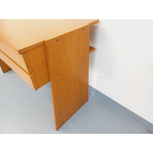 1960s Vintage Double-Sided Trapezoidal Desk in Oak, 1960s For Sale - Image 5 of 18