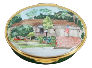 Late 20th Century Eximious Ltd Porcelain Limoges Style Trinket Pill Box No Place Like Home England