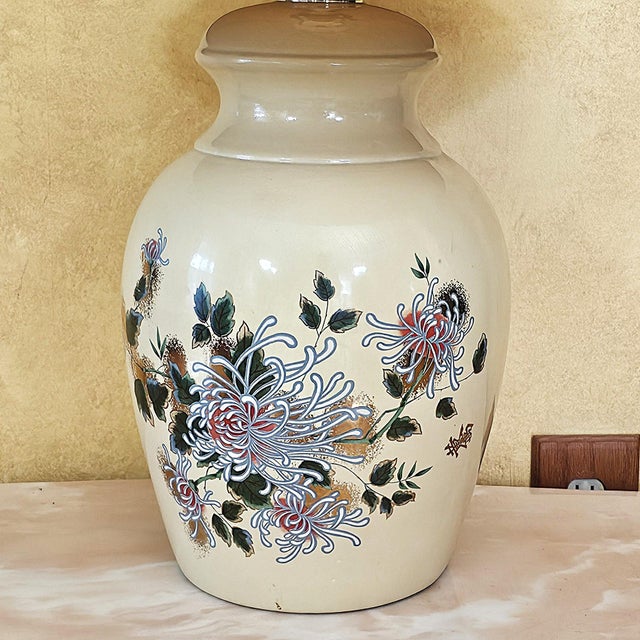 Vintage American Hand-Painted Ceramic Chrysanthemum Table Lamp With Floral Motif, Cream Glazed Porcelain, 28"h For Sale In Washington DC - Image 6 of 18
