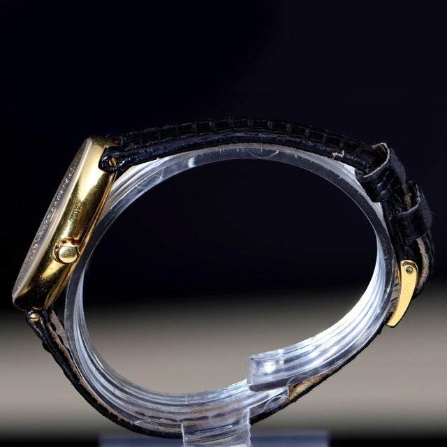Bvlgari Ovale Ov32g Factory Diamond Bezel 18k Yellow Gold Watch Circa 1990s For Sale - Image 14 of 14