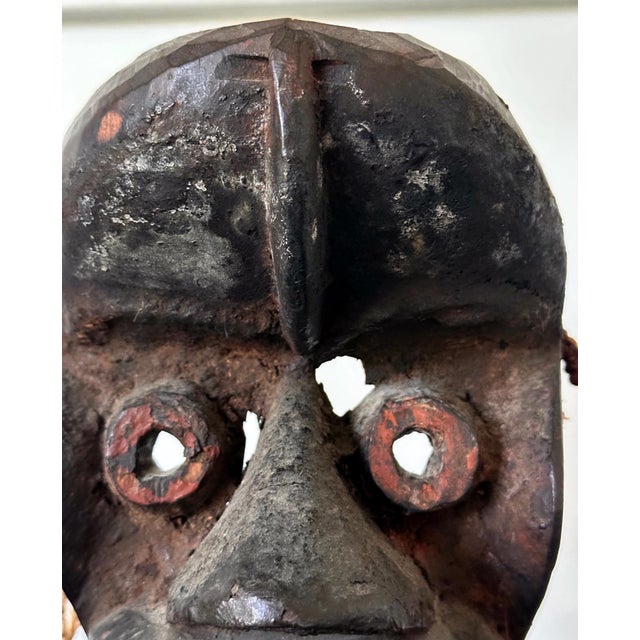 Guere Mask from Cote d'Ivoire Africa with Sotheby's Sticker For Sale - Image 12 of 17