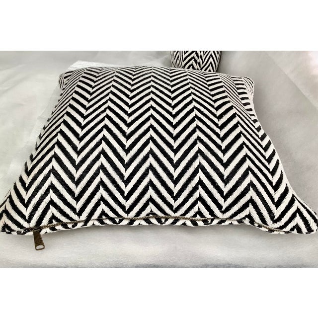 Transitional Black /White Herringbone Jacquard Decorative Pillow Covers ( Set of 2) For Sale - Image 3 of 5