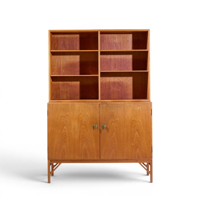 Børge Mogensen Model A232 Mid Century Danish Oak China Cabinet Credenza Hutch The lower of the china cabinet measures: 48...