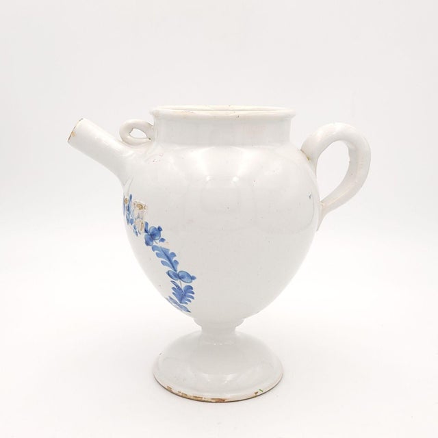 Faïence Pharmacy Jar, France, 18th Century or Earlier For Sale - Image 4 of 11