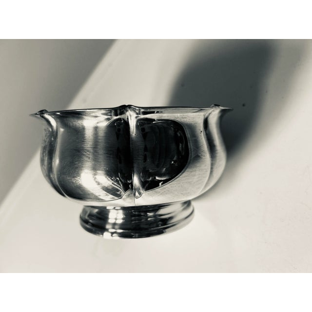 Vintage Golden Ray 231 by g.h. French Silver Plate Bowl 5.75"D X 3.5"H in very good condition.