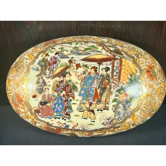 Mid 20th Century Pair of Sastuma-Style Hand-Painted Ceramic Boxes For Sale - Image 13 of 17