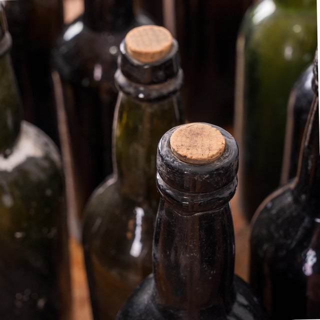 18 Utility Bottles, Savannah, Ga History, 19th Century For Sale - Image 4 of 5
