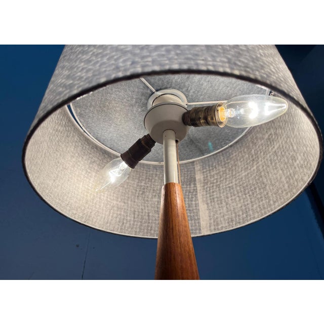 Mid-Century Minimalist Teak Table Lamp, 1960s For Sale - Image 5 of 18