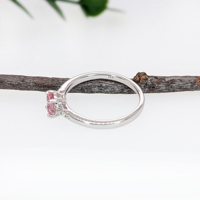 Dainty Imperial Topaz Ring w Natural Diamond Accents in Solid 14K Gold | OV 6x4 For Sale In Columbus - Image 6 of 6