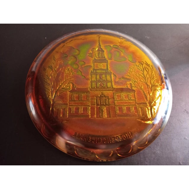 Contemporary Marigold Carnival Glass Independence Hall Decorative Plate For Sale - Image 3 of 7