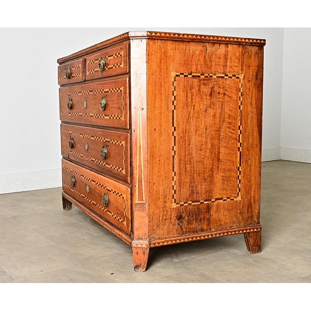Italian 19th Century Inlay Walnut Commode For Sale - Image 11 of 15