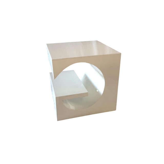 Space Age White Coffee Table, Italy, 1970s For Sale - Image 14 of 16