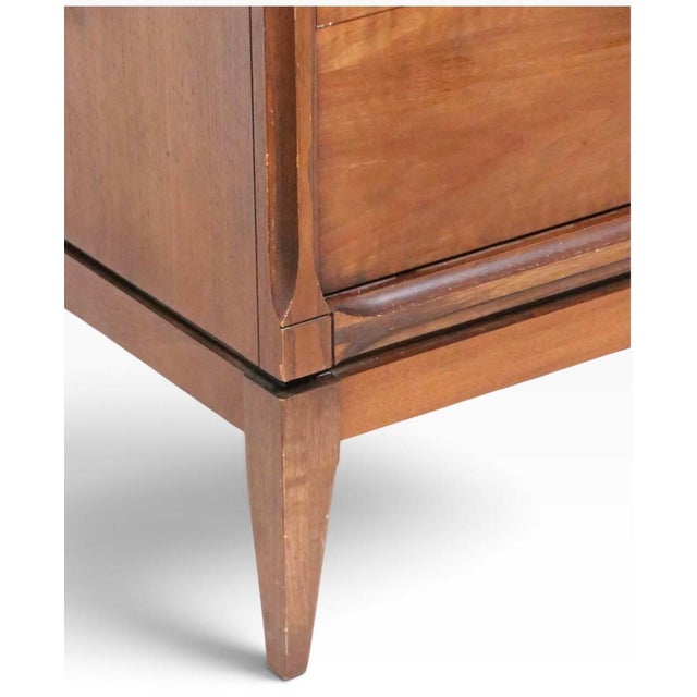 Mid Century Chest of Drawers Montgomery Wards Sutton Place C. 1950/60’s For Sale - Image 9 of 13