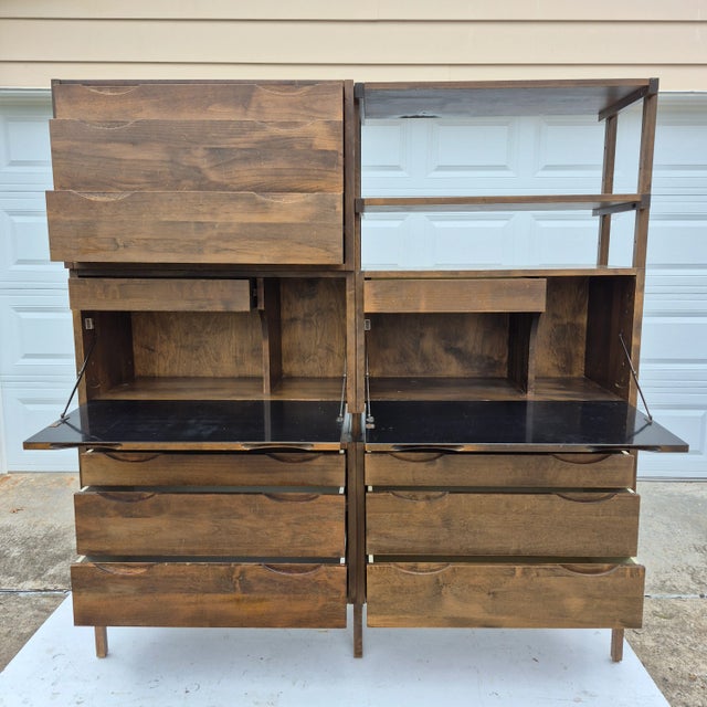 Mid-Century Modern 1960s Noral Olson for Kopenhavn Walnut 2-Bay Modular Shelving Unit W/ Desk Bar For Sale - Image 3 of 15