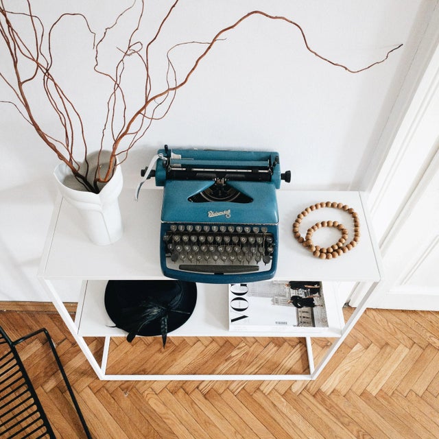 Manufacturer: Rheinmetall Model: S 09/2552 Keyboard: Four-row QWERTZ Production Period: 1960 to 1970 Country of...