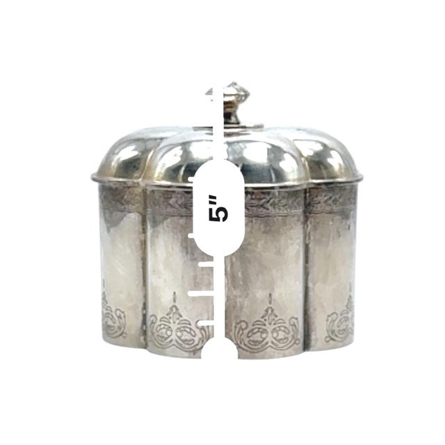 Silver 1990s Godinger Silver Plated Scalloped Trinket Box With Intricate Engravings & Removable Lid Red Velvet Interior For Sale - Image 8 of 10