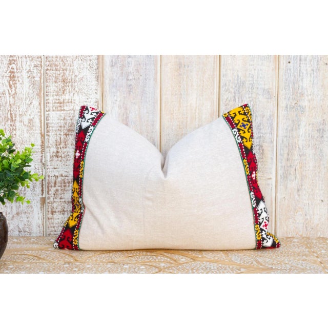 Linen Xoti Linen Tribal Border Pillow For Sale - Image 8 of 8