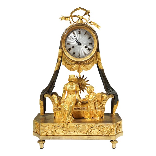 French Ormolu Mantle Clock with Baldaquin Bed Pendulum, Paris, France, 1790s For Sale