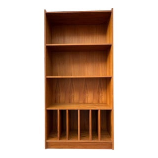 Mid Century Modern Danish Bookcase by Poul Hundevad. C 1970s For Sale