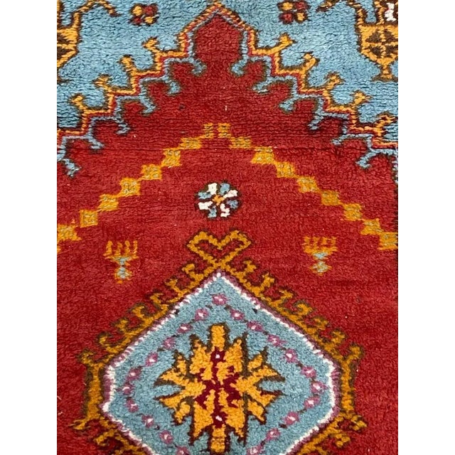 Small Mid-Century Turkish Ushak Rug For Sale - Image 6 of 14