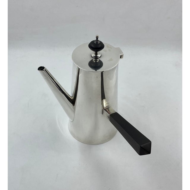 Early 20th Century Early 20th Century Jay, Richard Attenborough Sterling Silver Chocolate or Espresso Coffee Pot For Sale - Image 5 of 9