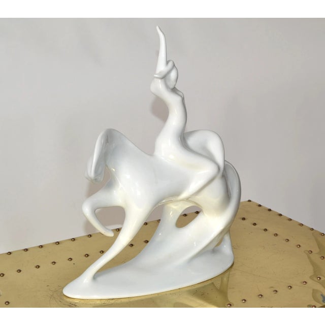 Figurative 1960s Jitro Porcelain Statue by Jaroslav Ježek for Royal Dux Bohemia Sculpture For Sale - Image 3 of 12