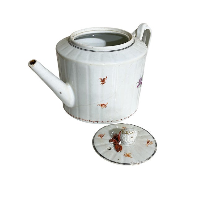 Chinese Export Porcelain Tea Pot Hand Painted Delicate Flowers C1800 For Sale - Image 4 of 6