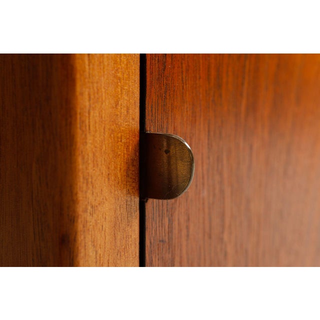Brown Edward Wormley for Dunbar Pair of Cube End Tables, 1947 For Sale - Image 8 of 13