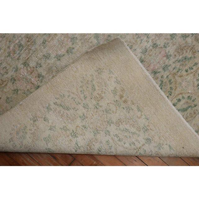 Mid 20th Century Vintage Turkish Worn Rug, 6'10'' X 10'4'' For Sale In New York - Image 6 of 13