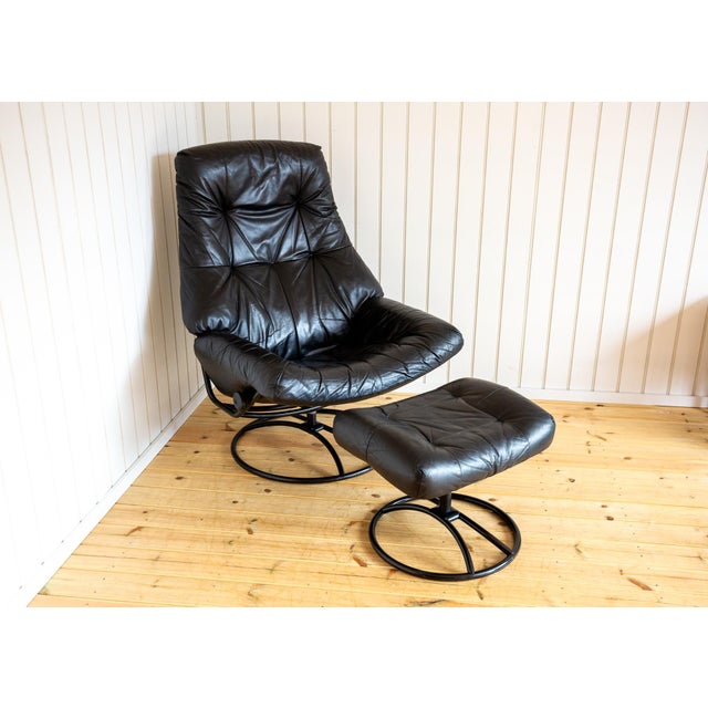 Mid-Century Norwegian Black Leather Stressless Lounge Chair and Ottoman Set from Ekornes, 1980s, Set of 2 For Sale - Image 13 of 18