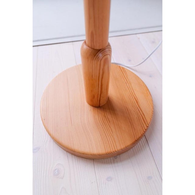 Vintage Scandinavian Sculptural Floor Lamps in Pine, 1970s, Set of 2 For Sale - Image 18 of 18