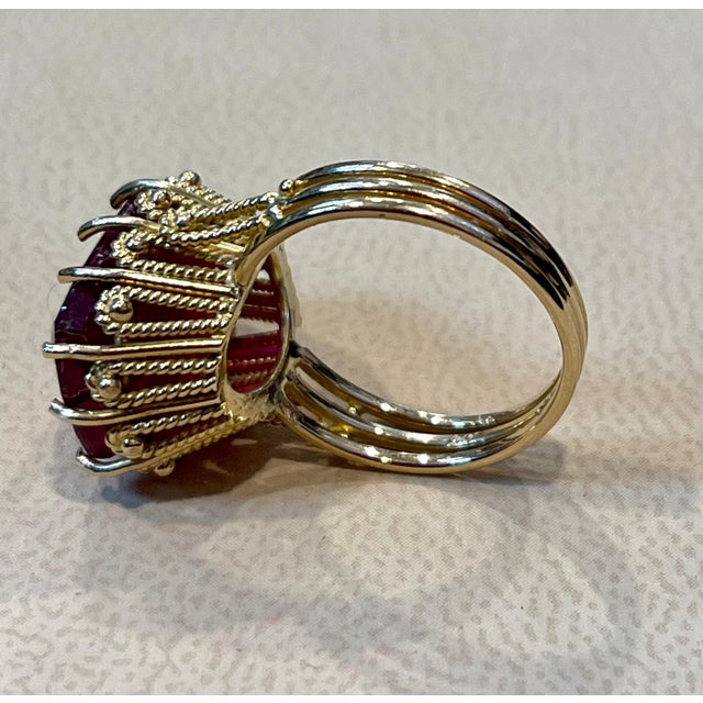 7.5 Carat Cushion Shape Treated Ruby 14 Karat Yellow Gold Ring For Sale - Image 13 of 18