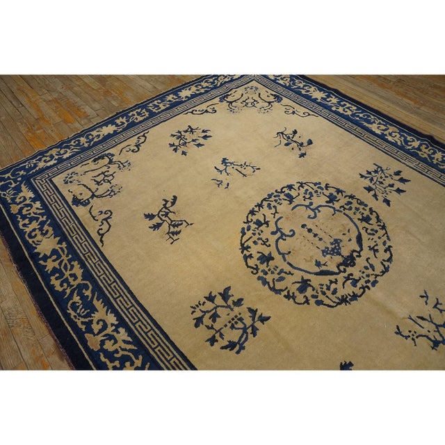 Chinese 1920s Beige Medallion Greek Key Antique Chinese Peking Knotted Rug 6'2" X 8'8" For Sale - Image 3 of 8