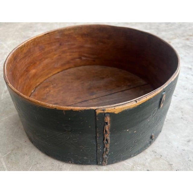 Original Painted Signed and Dated 1818 Pantry Box For Sale - Image 4 of 6