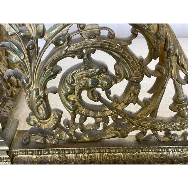 Brass Fine Antique Lions Head Brass Fireplace Fender With Acorn Finials For Sale - Image 8 of 14