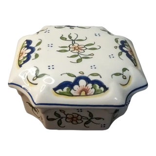 1950s Decor Rouen Fait Main Hand Painted Trinket Box Made in France For Sale