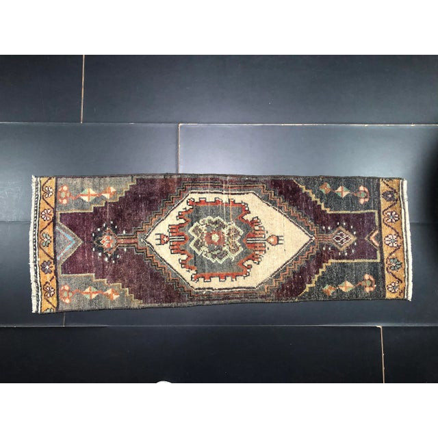 Turkish Wool Small Rug, 1960s For Sale - Image 6 of 6