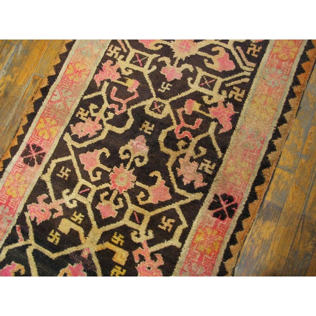 1900s Brown Medallion Antique Indian Rug 2'8" X 4'10" Handknotted Wool Carpet For Sale - Image 4 of 5