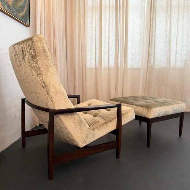 1960s Mid-Century Modern Lounge Chair Ottoman Set by Kipp Stewart for Directional For Sale In New York - Image 6 of 11