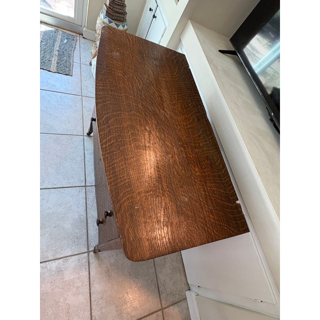 Grandmillennial Antique Tiger Oak Wood Dresser & Removable Mirror For Sale In Miami - Image 6 of 17