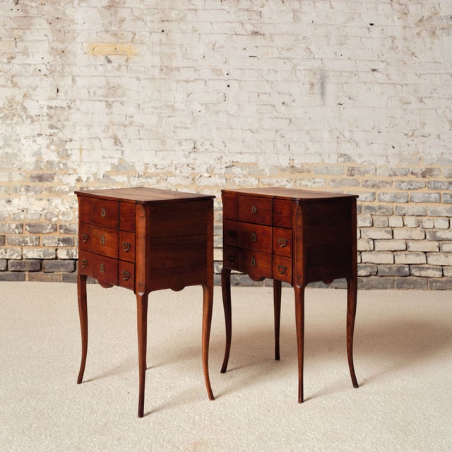 French Early 21st Century French Walnut Beside Table (Set of 2) For Sale - Image 3 of 8